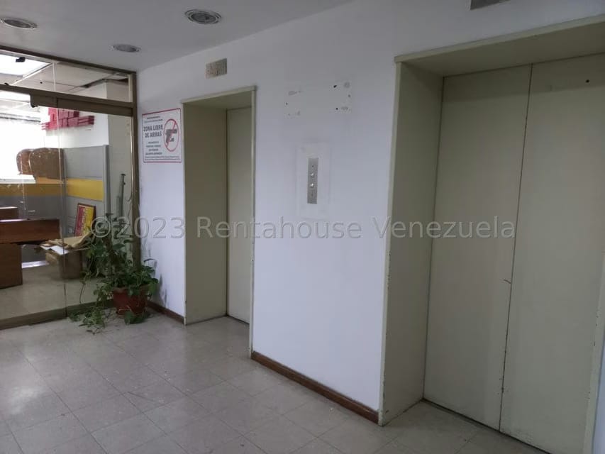 Comercial (Oficina) en Alquiler en Macaracuay, Distrito Metropolitano - 8
