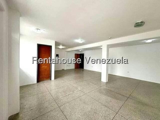 Comercial (Local Comercial) en Alquiler en Centro, Lara - 3