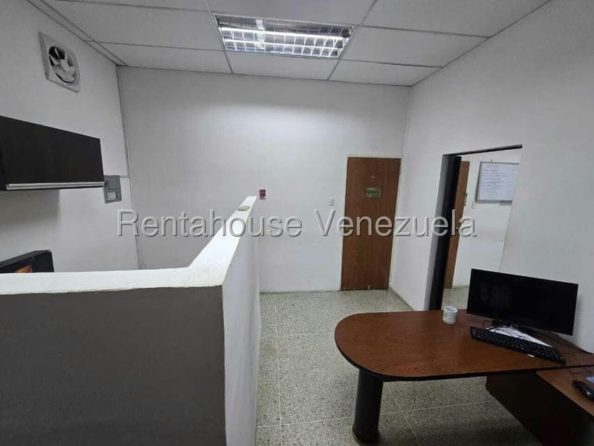 Comercial (Oficina) en Venta en Centro, Lara - 3
