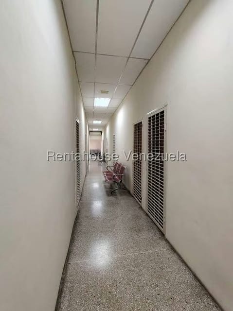 Comercial (Oficina) en Venta en Centro, Lara - 21