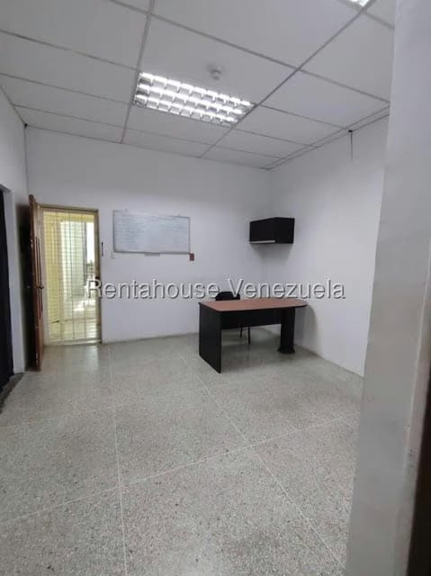 Comercial (Oficina) en Venta en Centro, Lara - 9