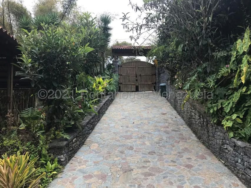 Casa (Multipes Niveles) en Venta en La Suiza, Miranda - 4