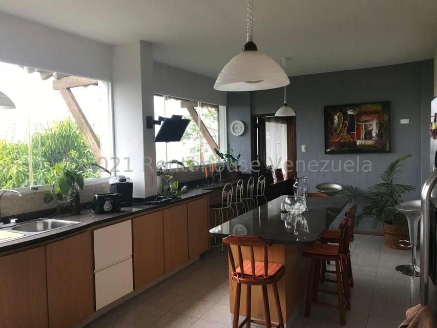 Casa (Multipes Niveles) en Venta en La Suiza, Miranda - 36