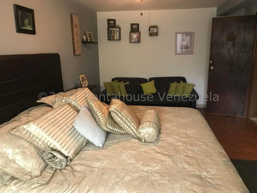 Casa (Multipes Niveles) en Venta en La Suiza, Miranda - 44