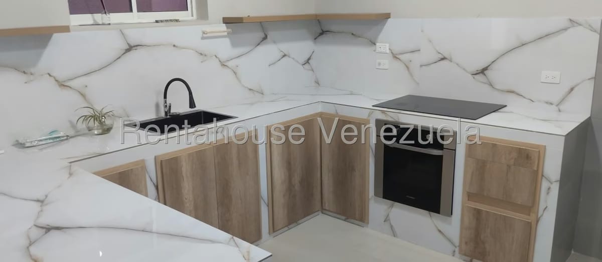 Townhouse (Duplex) en Alquiler en Campo Claro, Zulia - 7