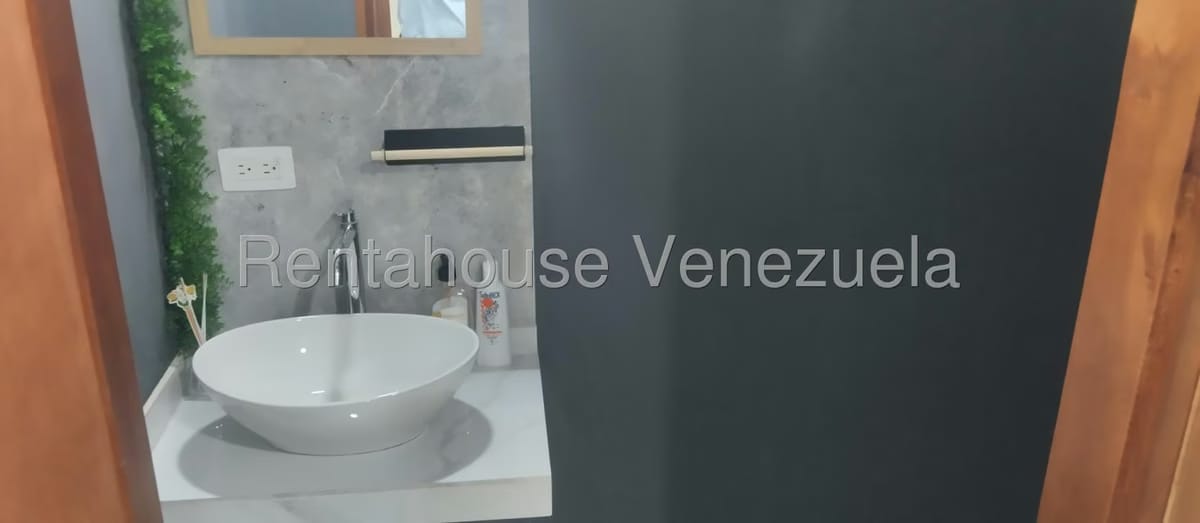 Townhouse (Duplex) en Alquiler en Campo Claro, Zulia - 10