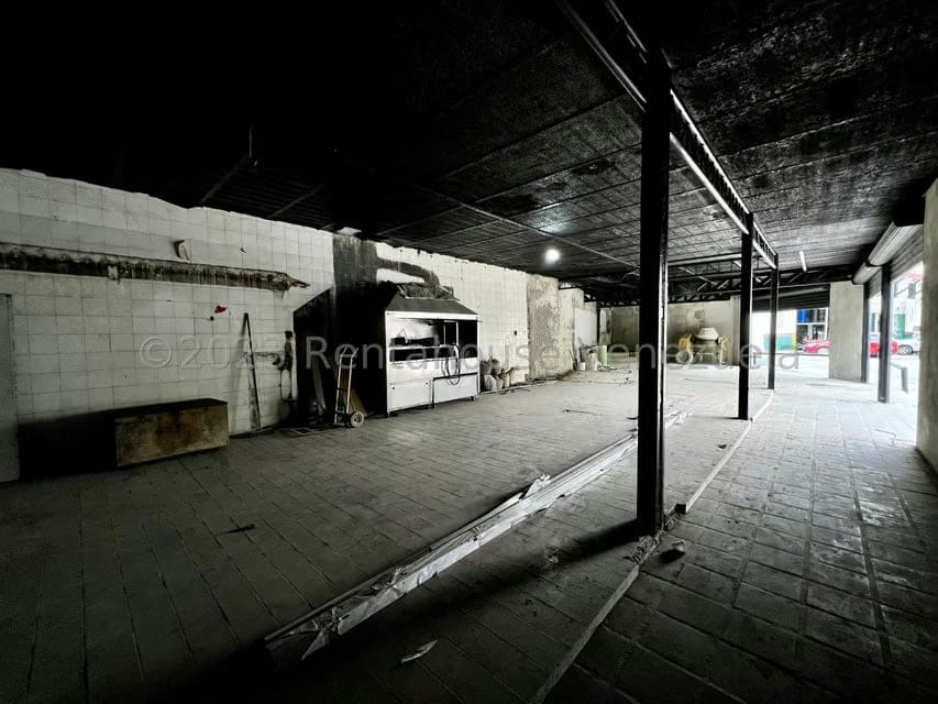 Comercial (Local Comercial) en Venta en Las Minas, Miranda - 11