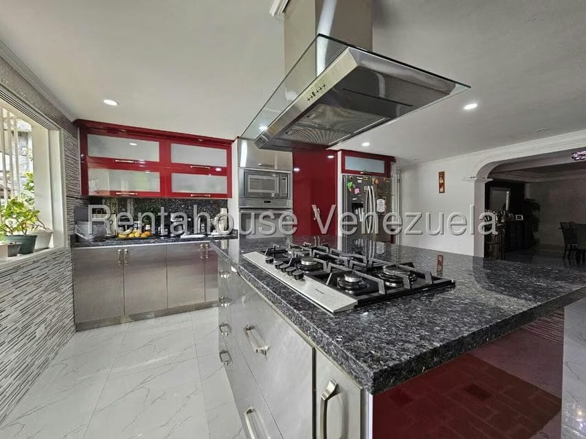 Casa (Multipes Niveles) en Venta en Cumbres de Curumo, Distrito Metropolitano - 22