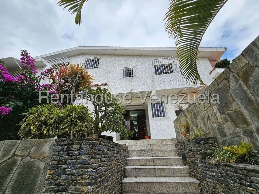 Casa (Multipes Niveles) en Venta en Cumbres de Curumo, Distrito Metropolitano - 68