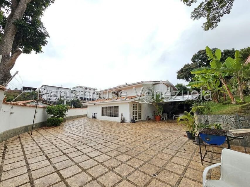 Casa (Multipes Niveles) en Venta en Cumbres de Curumo, Distrito Metropolitano - 78