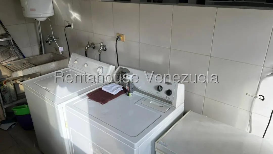 Apartamento (1 Nivel) en Venta en Cumbres de Curumo, Distrito Metropolitano - 15