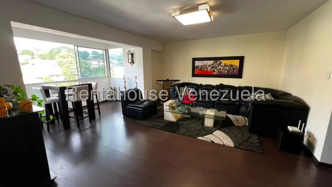 Apartamento (1 Nivel) en Venta en Cumbres de Curumo, Distrito Metropolitano - 5