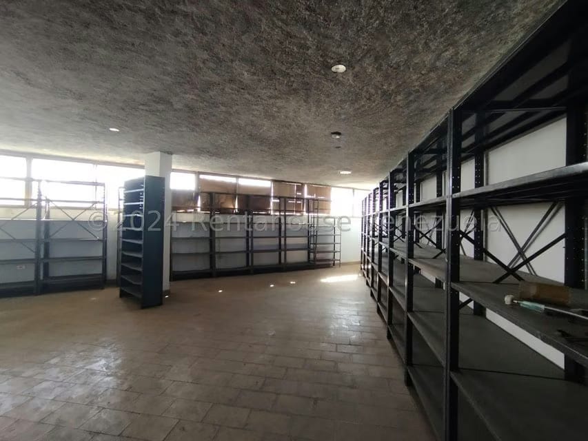 Comercial (Local Comercial) en Alquiler en La Isabelica, Carabobo - 11