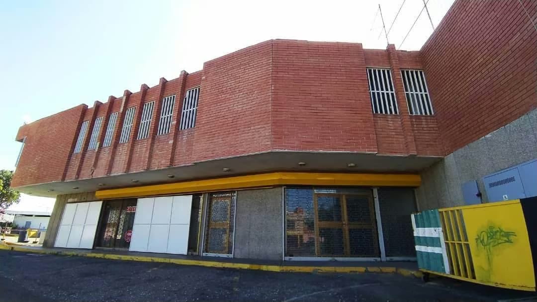 Comercial (Local Comercial) en Alquiler en La Isabelica, Carabobo - 3