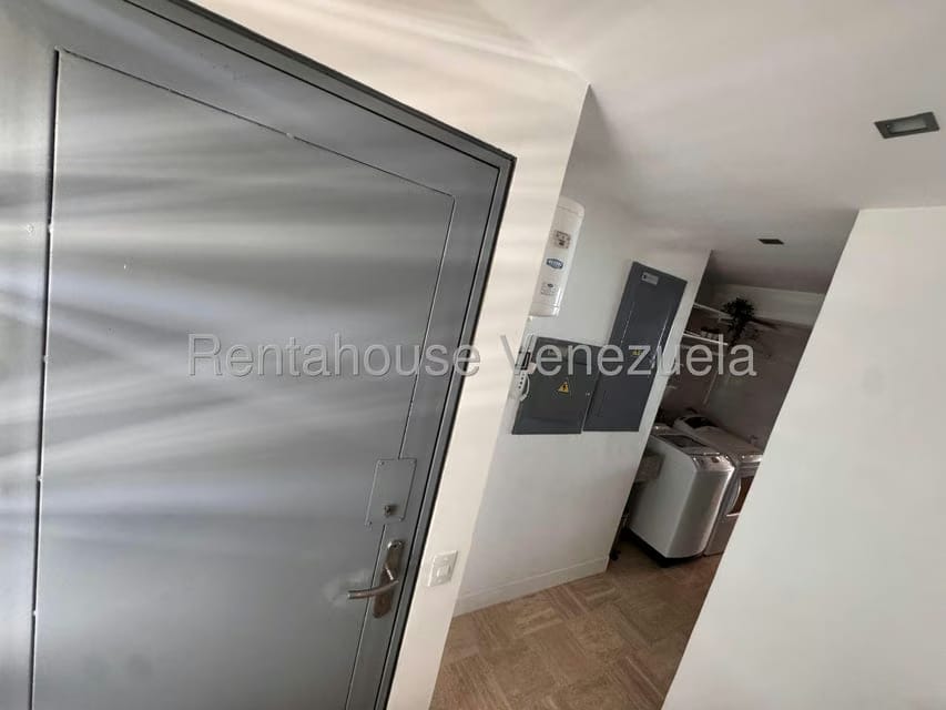 Apartamento (1 Nivel) en Venta en Alto Hatillo, Distrito Metropolitano - 37