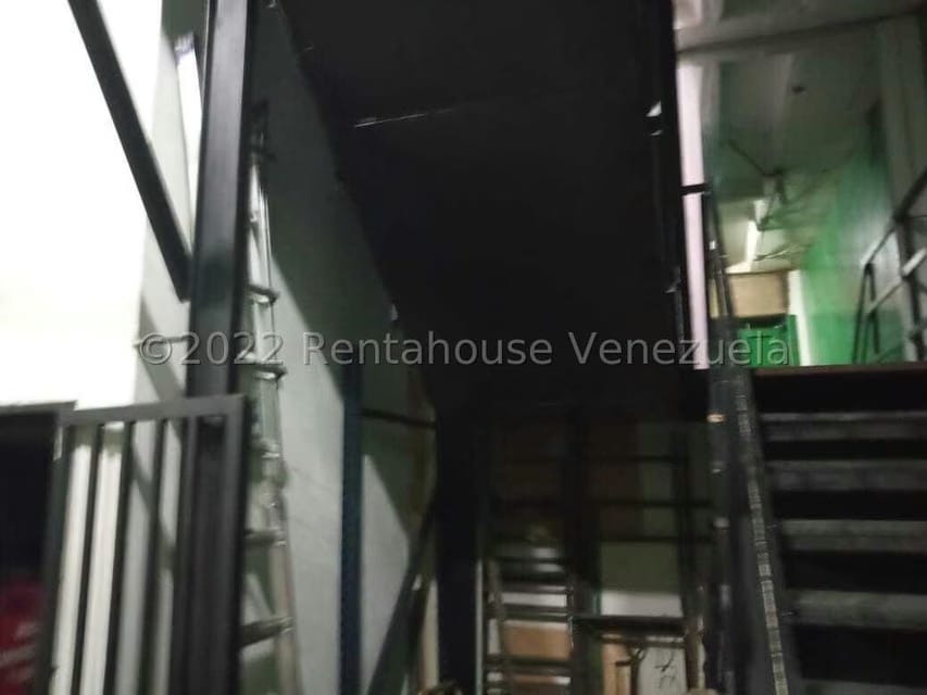 Comercial (Local Comercial) en Venta en Parroquia La Candelaria, Distrito Metropolitano - 8