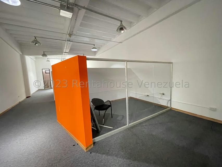 Comercial (Oficina) en Alquiler en Manzanares, Distrito Metropolitano - 2