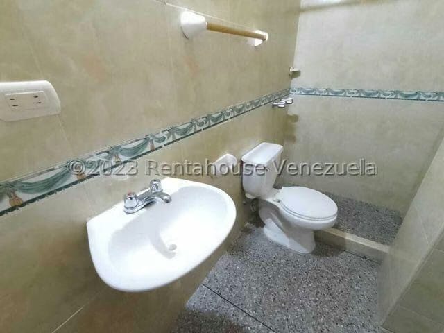 Apartamento (1 Nivel) en Alquiler en La Cooperativa, Aragua - 12