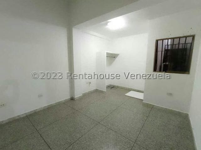 Apartamento (1 Nivel) en Alquiler en La Cooperativa, Aragua - 13