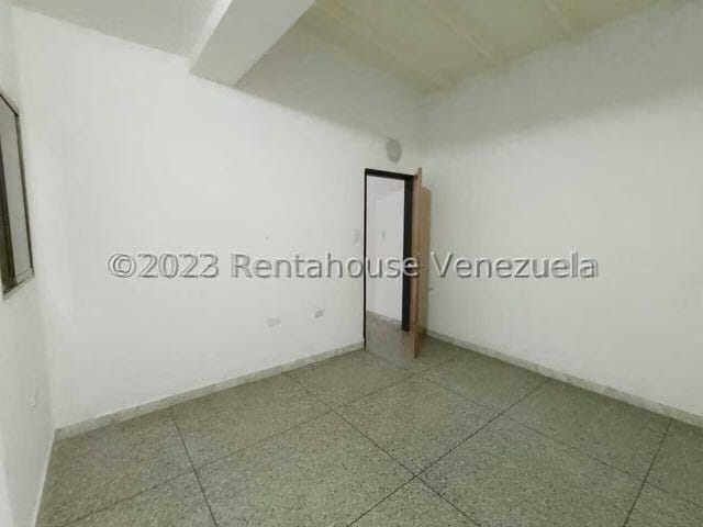 Apartamento (1 Nivel) en Alquiler en La Cooperativa, Aragua - 14