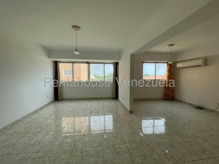 Apartamento (1 Nivel) en Venta en Casacoima, Falcon - 3