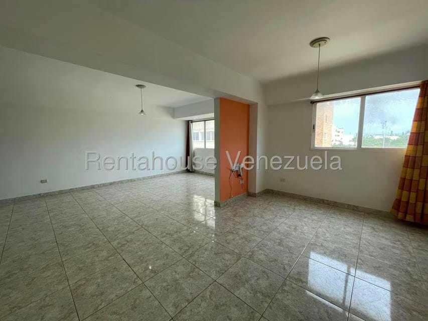 Apartamento (1 Nivel) en Venta en Casacoima, Falcon - 4