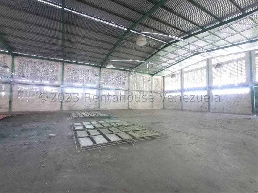 Comercial (Galpon - Deposito) en Venta en Flor Amarillo, Carabobo - 13