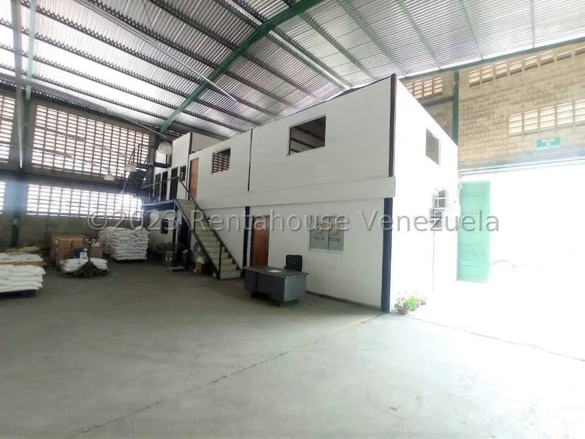 Comercial (Galpon - Deposito) en Venta en Flor Amarillo, Carabobo - 18