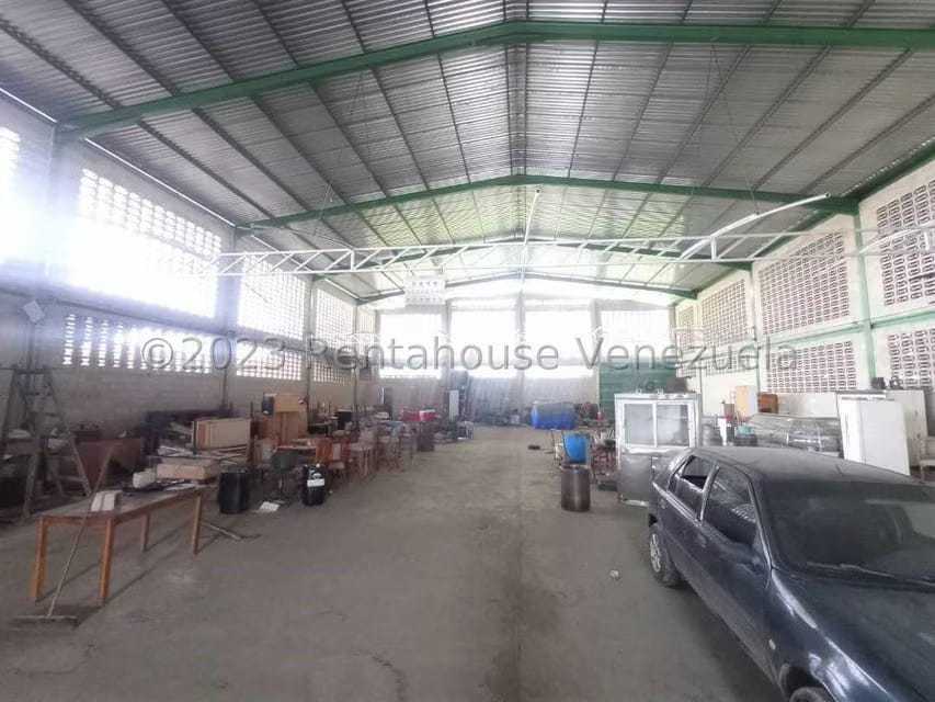 Comercial (Galpon - Deposito) en Venta en Flor Amarillo, Carabobo - 30
