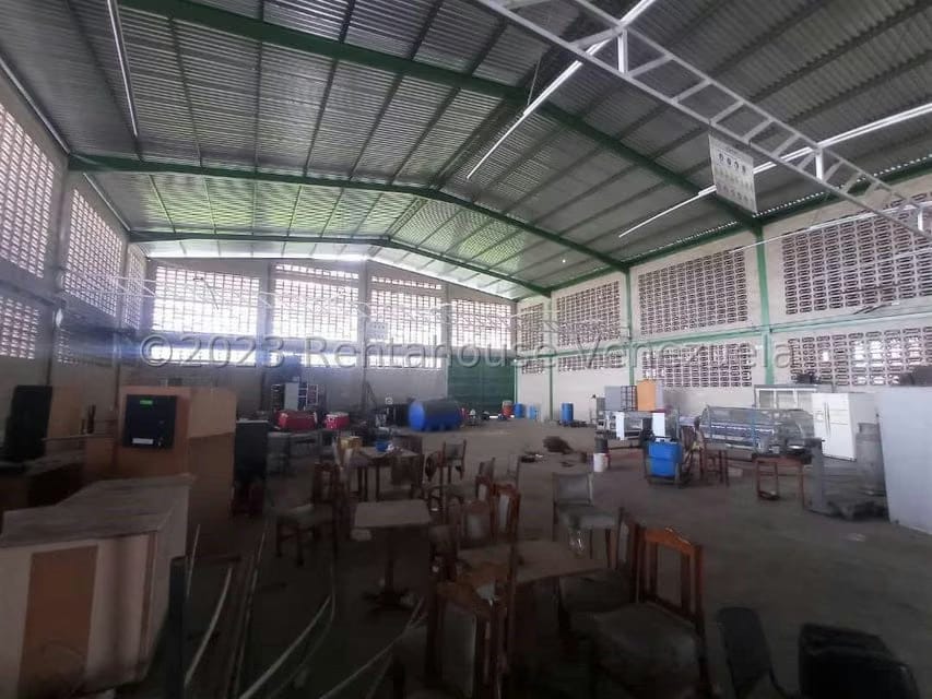 Comercial (Galpon - Deposito) en Venta en Flor Amarillo, Carabobo - 31