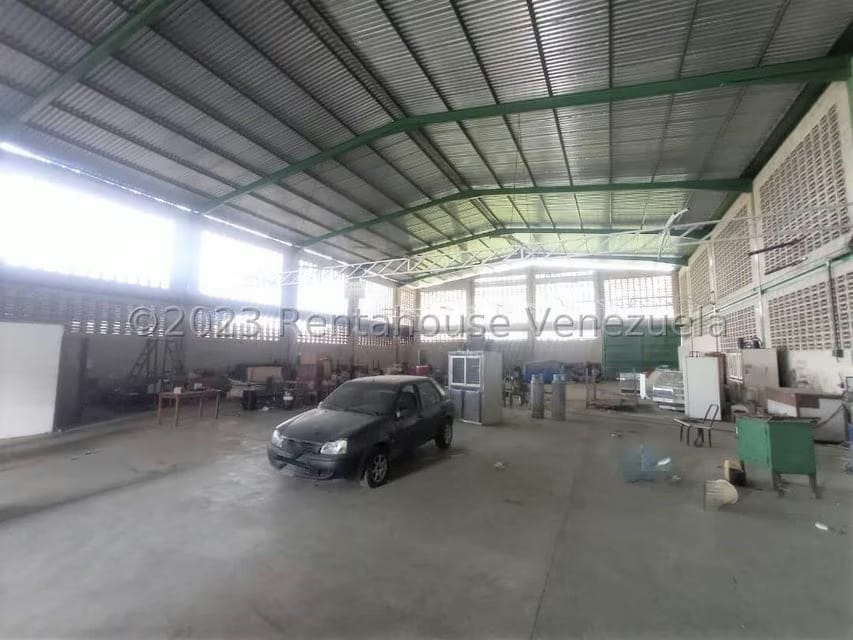Comercial (Galpon - Deposito) en Venta en Flor Amarillo, Carabobo - 32