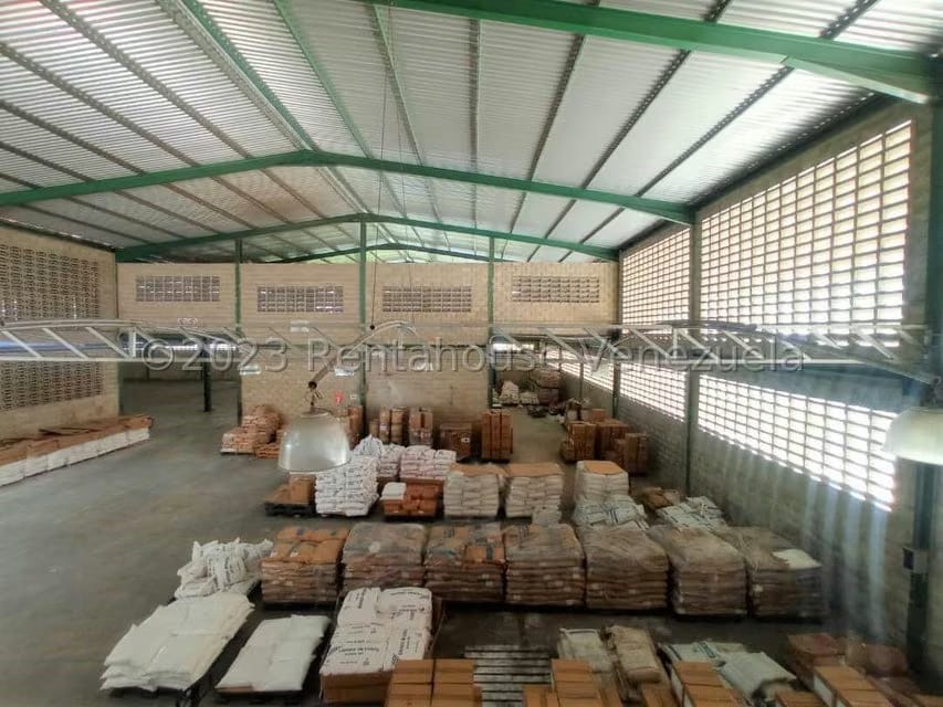 Comercial (Galpon - Deposito) en Venta en Flor Amarillo, Carabobo - 38