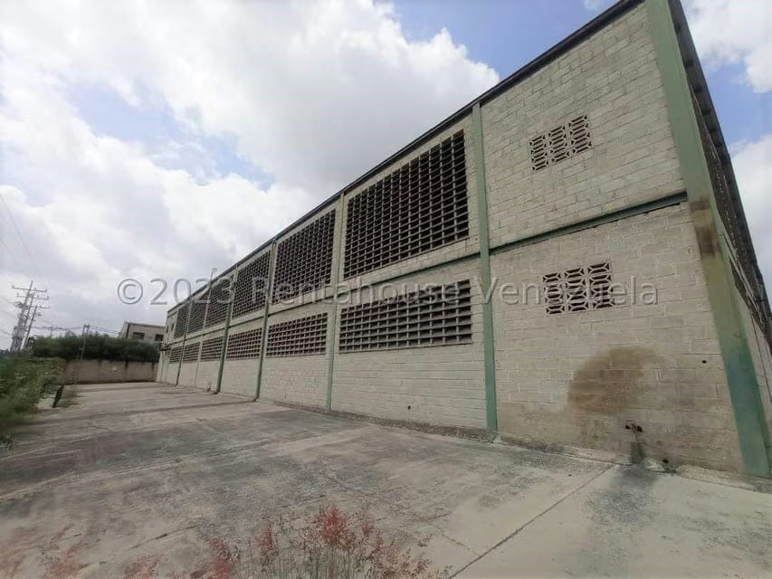 Comercial (Galpon - Deposito) en Venta en Flor Amarillo, Carabobo - 55