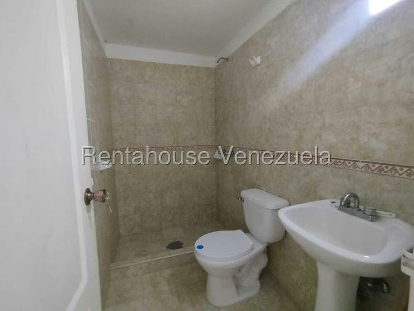 Casa (1 Nivel) en Venta en Paso Real, Miranda - 12
