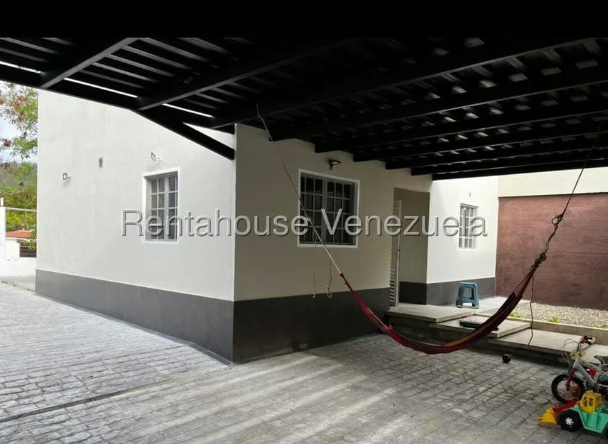 Casa (1 Nivel) en Venta en Paso Real, Miranda - 3