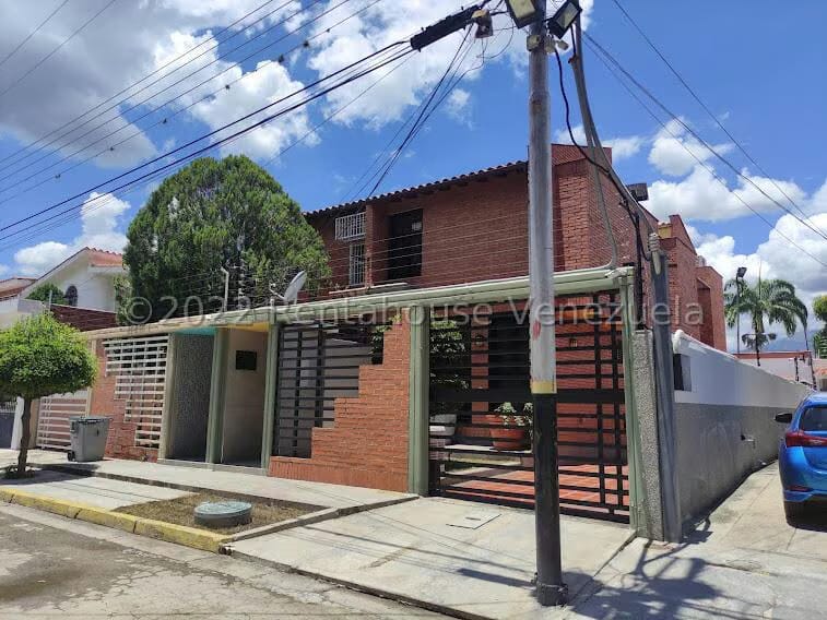 Casa (Multipes Niveles) en Venta en San Pablo, Aragua