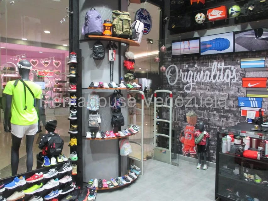 Negocios y Empresas (Comercio) en Venta en Parroquia La Candelaria, Distrito Metropolitano - 17