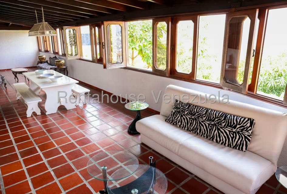 Casa (Multipes Niveles) en Venta en Los Naranjos del Cafetal, Distrito Metropolitano - 15