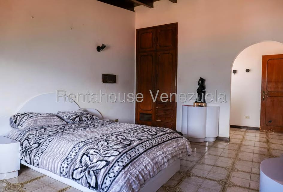 Casa (Multipes Niveles) en Venta en Los Naranjos del Cafetal, Distrito Metropolitano - 20