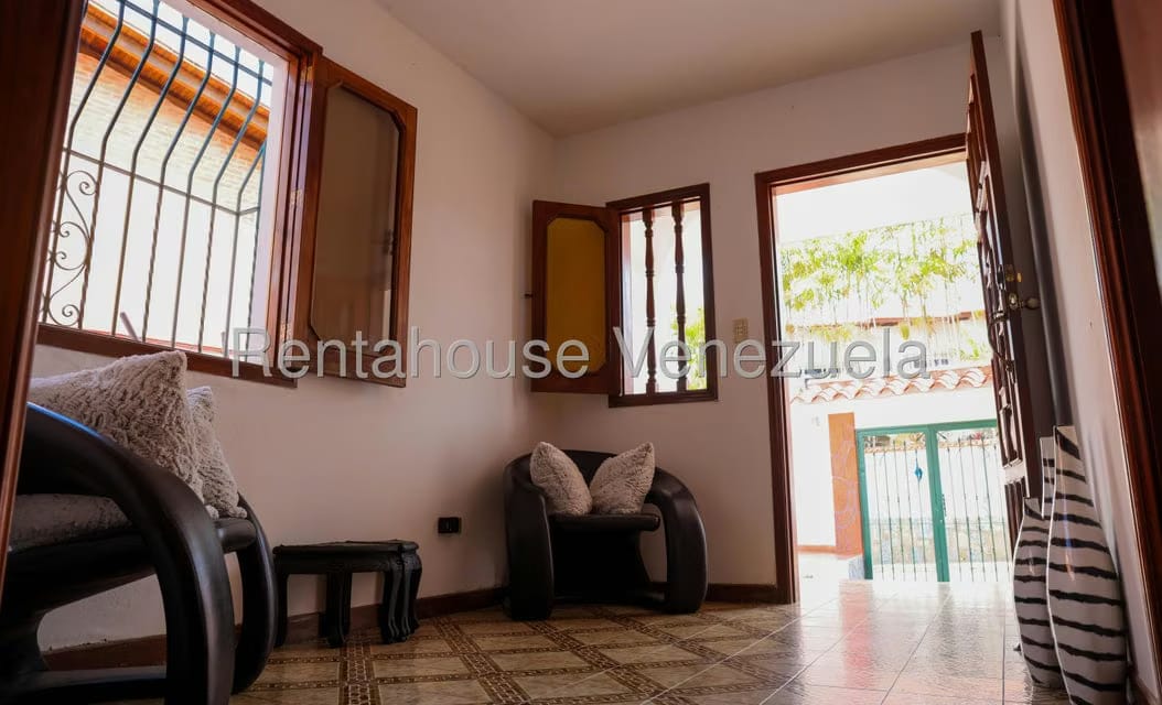 Casa (Multipes Niveles) en Venta en Los Naranjos del Cafetal, Distrito Metropolitano - 4