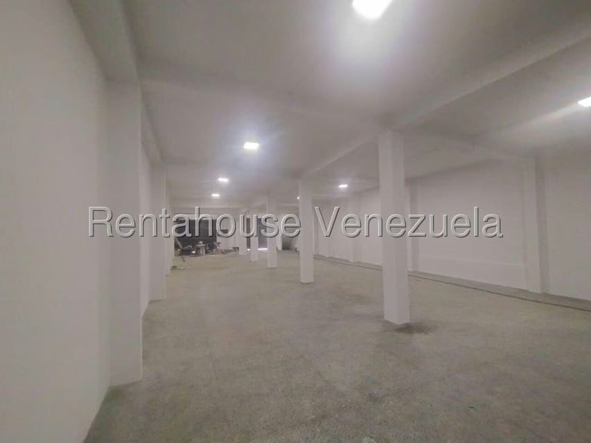 Comercial (Local Comercial) en Alquiler en Centro, Lara - 3