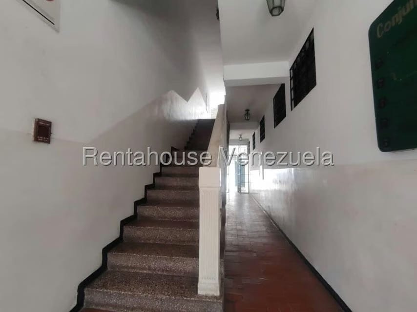 Comercial (Oficina) en Alquiler en Centro, Lara - 13