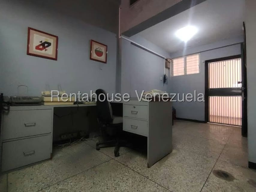 Comercial (Oficina) en Alquiler en Centro, Lara - 6