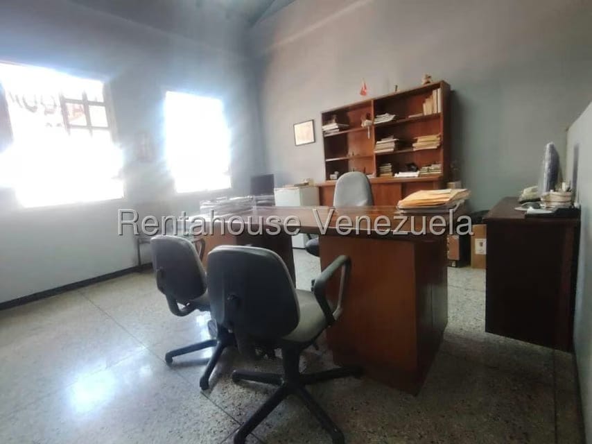 Comercial (Oficina) en Alquiler en Centro, Lara - 10
