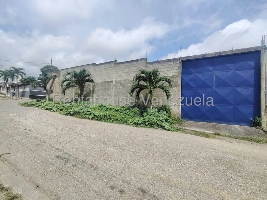 Comercial (Local Comercial) en Venta en La Piedad Norte, Lara - 2