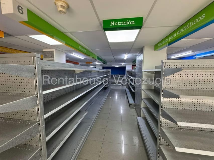 Comercial (Local Comercial) en Alquiler en Colinas de Bello Monte, Distrito Metropolitano - 12