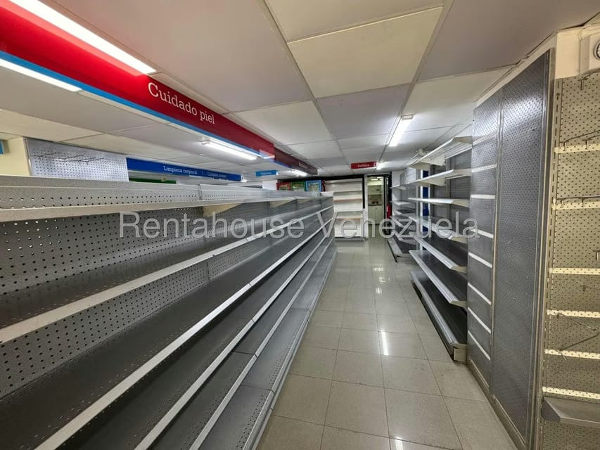 Comercial (Local Comercial) en Alquiler en Colinas de Bello Monte, Distrito Metropolitano - 10