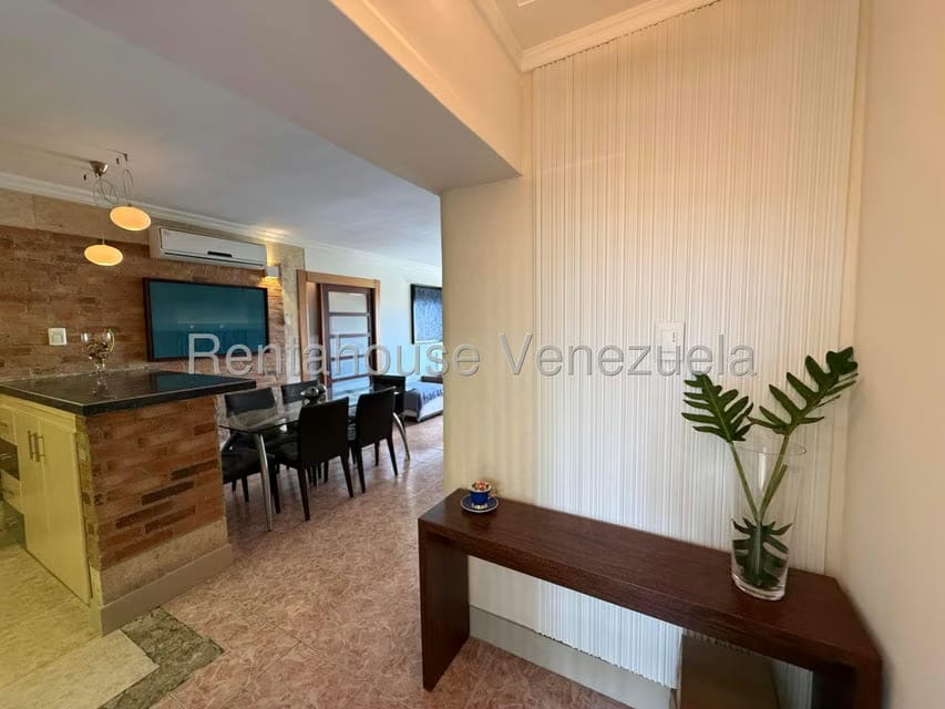 Apartamento (1 Nivel) en Venta en Guaicay, Distrito Metropolitano - 2