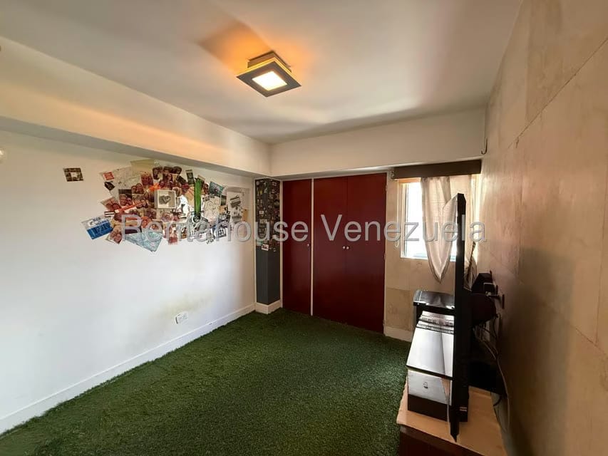 Apartamento (1 Nivel) en Venta en Guaicay, Distrito Metropolitano - 14