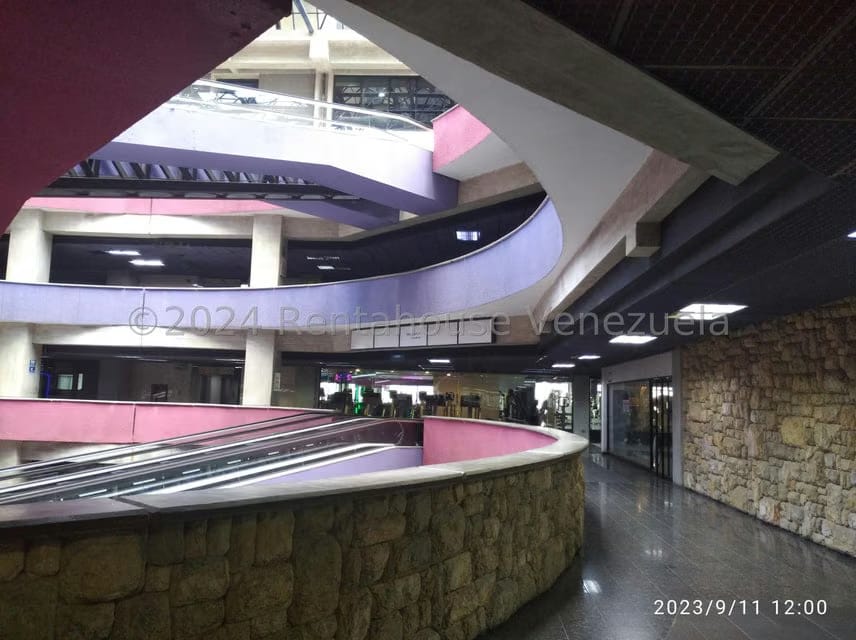 Comercial (Oficina) en Alquiler en Macaracuay, Distrito Metropolitano - 17